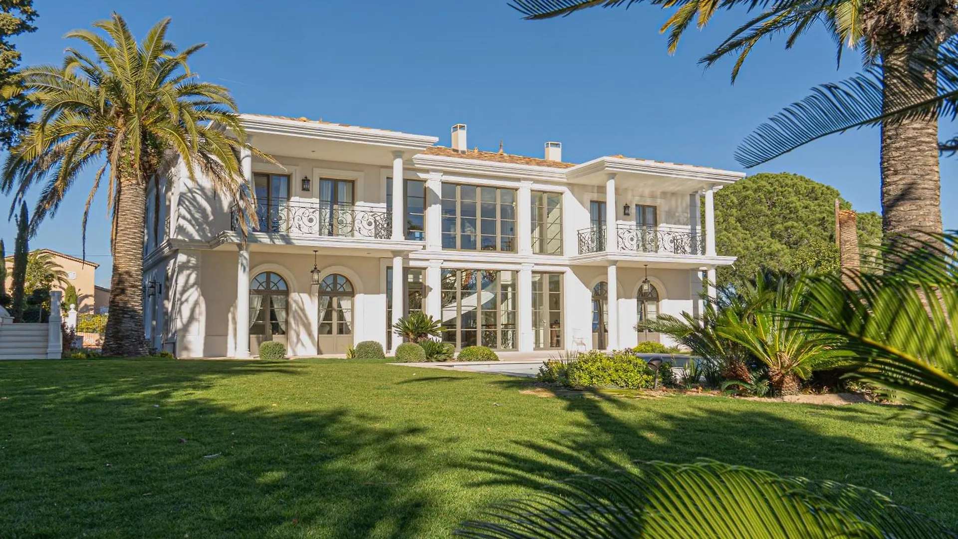 Palace De Lys Cannes
