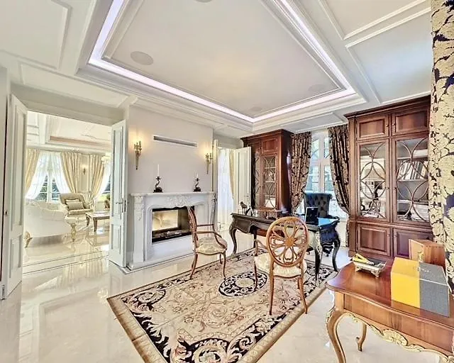 Palace De Lys Cannes Villa